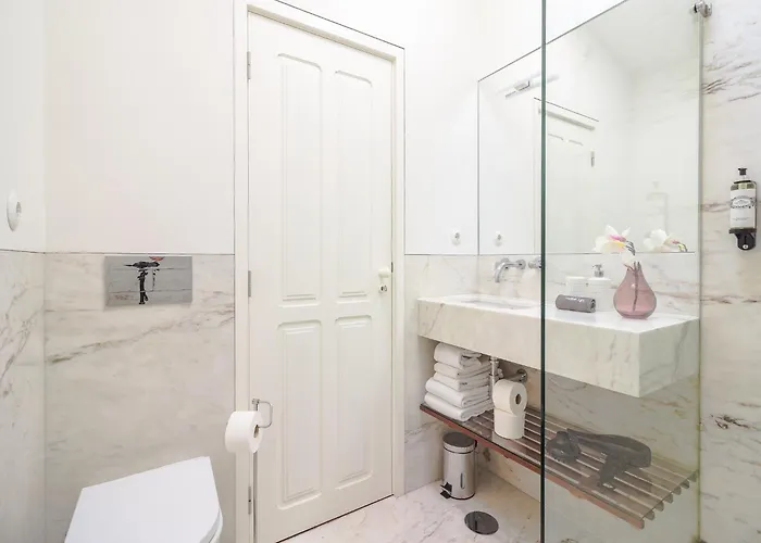 City-center With Modern Comforts