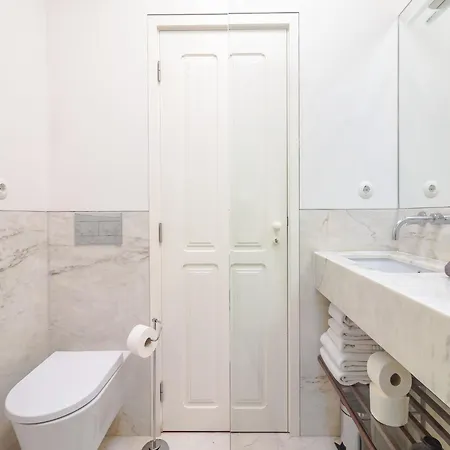 Appartement City-center With Modern Comforts *